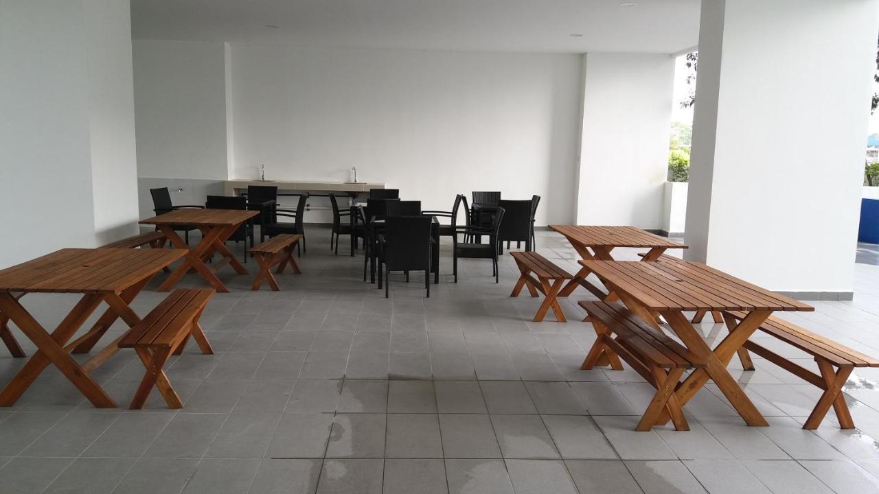 Aliff Residences 艾麗軒 Johor Bahru Luaran gambar