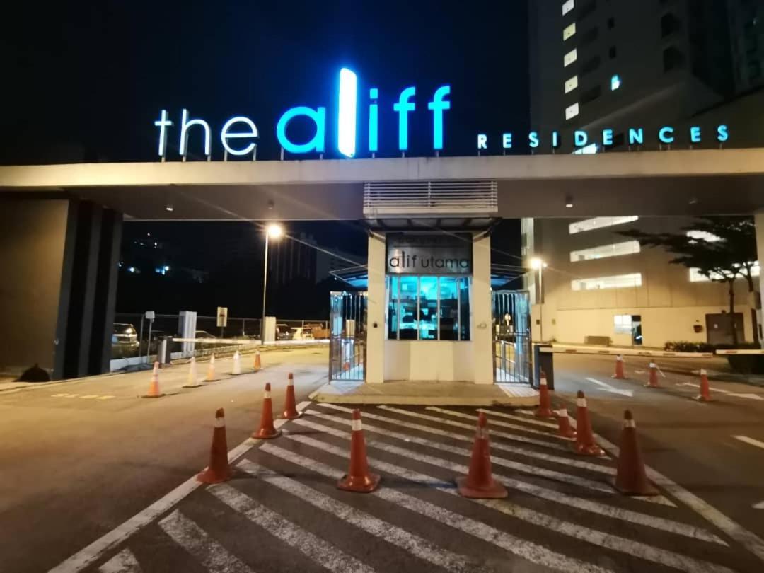 Aliff Residences 艾麗軒 Johor Bahru Luaran gambar